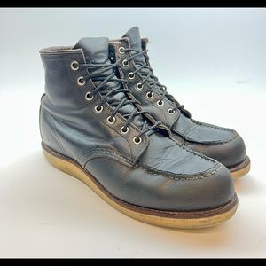 Red Wing Heritage 6 in Classic Moc - Style 8890 Charcoal Rough & Tough Leather.